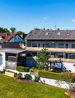 Enormes Entwicklungspotential! Zweifamilienhaus mit Ausbaureserve und zwei Ferienapartments - Grafenwöhr