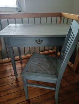 hinkucker Retro Tisch mit einem Stuhl - Witten