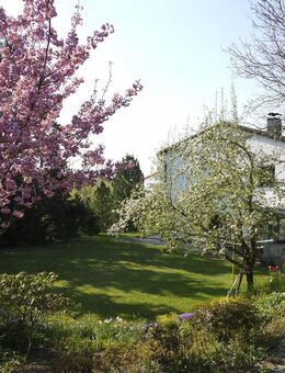 Großzügiges Einfamilienhaus mit riesigem Garten - Schwindegg
