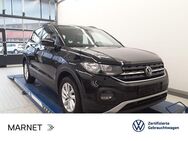 VW T-Cross, 1.0 TSI Life Light Lane, Jahr 2023 - Wiesbaden