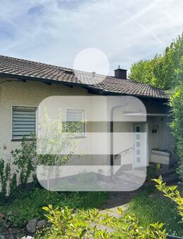 Seltenheit verdient schließlich Beachtung...Älteres EFH mit Panoramablick in Möhrendorf - Möhrendorf
