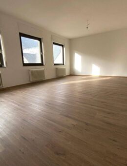Moderne und sanierte 3-Zimmer-Wohnung in Ediger-Eller - Ideal für Singles und Paare 1. OG - Ediger-Eller