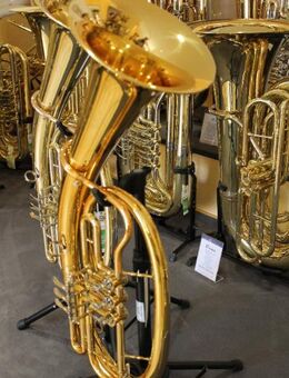 B & S Tenorhorn 32/2 mit Goldlack - Sonderlackierung. Neuware inkl. Koffer - Hagenburg
