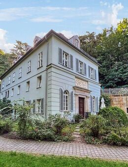 Denkmalschutz: Exklusives und großzügiges Wohnen auf zwei Etagen am Wachwitzer Weinberg in Dresden - Dresden