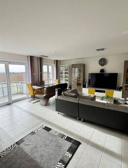 Stilvoll wohnen mit Weitblick - moderne 3,5-Zimmer-Wohnung in Niedernhall (KfW 55, Baujahr 2016) - Niedernhall