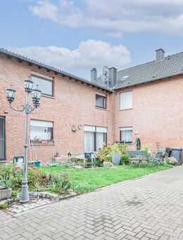 Großzügiges Wohnensemble mit vier Einheiten - ideal für Anleger & Mehrgenerationen in Waldfeucht! - Waldfeucht