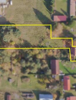 Greifen Sie zu! Renovierungsbedürftiges Einfamilienhaus samt Garten, Garage und 3 Freistellplätzen - Rheinsberg