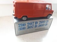 3 Modelle 1:50--3 x Conrad--Mercedes Benz Fahrzeuge--307-208-207 usw Siehe dazu die Fotos - Meckenheim