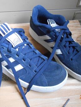 Retro Adidas Turnschuhe - - Allgäu - TOM - München Maxvorstadt