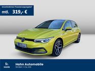 VW Golf, 1.5 eTSI Style, Jahr 2020 - Göppingen