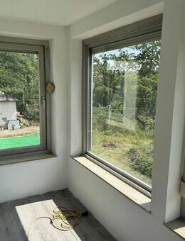 Einfamilienhaus mit 1000m2 Grundstück - Roßtal