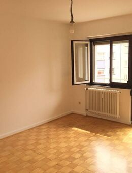 Zentral gelegene 1-Zimmer-Wohnung in Pforzheim - nur 2 Minuten Fußweg zum Bahnhof! - Pforzheim