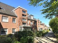 Kapitalanlage- Sonnige 1,5 Zi.-Wohnung mit Balkon und 1 Parkdeck-Stellplatz - Wedel