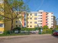 4 Zimmer mit Loggia und Fernwärme - Berlin