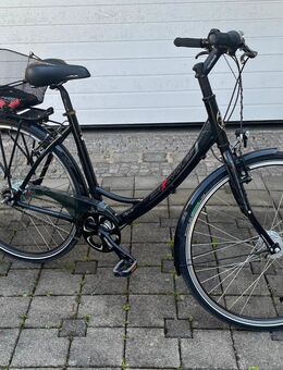Hochwertiges City Damen-Fahrrad, schwarz, kaum gefahren - Grünwald