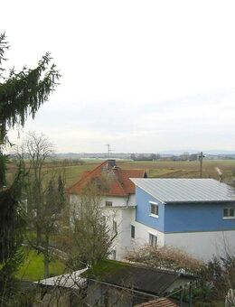Großzügige Maisonette-Wohnung mit tollem Fernblick und Garten - Wiesbaden