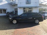 VW Passat Variant, 2.0 TDI Conceptline, Jahr 2022 - Pasewalk