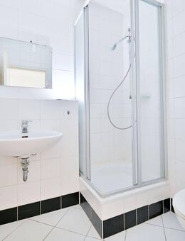 Helle 47 m² Dachgeschosswohnung in Chemnitz - 2 Zimmer mit Fernblick & Charme - Chemnitz