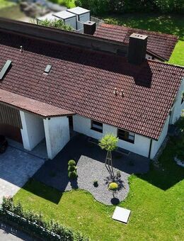 Architektenhaus mit Wellnessfaktor - Indoorpool & großer Garten inklusive - Hofkirchen