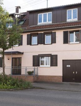 Großzügiges 3-Familien-Haus mit Bauplatz in zentrumsnaher Wohnlage - Wendlingen (Neckar)