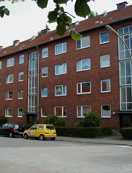 Seltene Innenstadtnähe: Vermietete 3-Zimmer-Wohnung mit Balkon - Hamburg