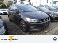 VW Touran, 2.0 TDI HIGHLINE, Jahr 2023 - Herne