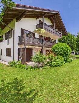 sehr gepflegte Wohnung im 1. OG mit 2 Balkonen & traumhaftem Ausblick in einer idyllischen Wohnlage - Prien (Chiemsee)
