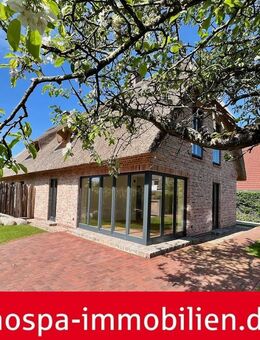 Exklusive Doppelhaushälfte unter Reet mit Terrasse und PKW-Stellplatz - Sankt Peter-Ording