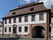 Historische ehemalige Posthalterei mit Wohn- und Gewerbeeinheit in Burgwindheim - Burgwindheim