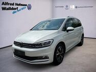 VW Touran, 2.0 TDI Highline, Jahr 2021 - Walldorf (Baden-Württemberg)