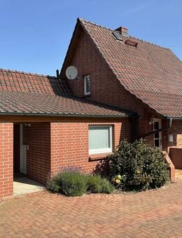 Gepflegtes Einfamilienhaus mit gemütlichem Grundstück & Nebengelass in ruhiger idyllischer Wohnlage - Waren (Müritz)