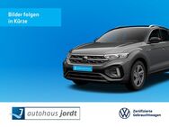 VW T-Cross, 1.0 TSI Life EPH APP, Jahr 2023 - Schleswig