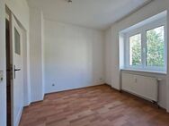 KLEINE FAMILIENWOHNUNG im ERDGESCHOSS - Halle (Saale)