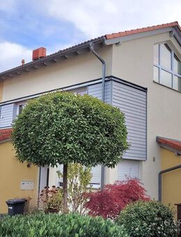 !! Tolles, neuwertiges Reihenendhaus in schöner Aussichtslage !! - Marbach (Neckar)