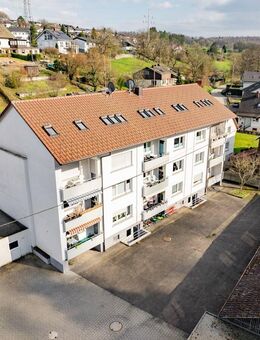 Provisionsfreie Zweizimmer Dachgeschosswohnung in toller Lage von Lörrach - Lörrach