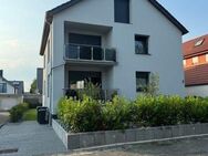 Kernsaniertes 3-Familienhaus – Zukunftssicher & Energetisch EnEv 55 Modern Top Lage Schloß Neuhaus - Paderborn