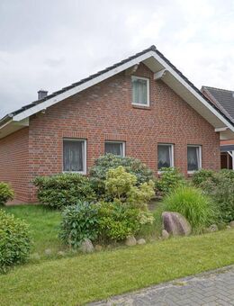 Volksbank Immobilien: Bungalow - Ebenerdiges Wohnen mit großem Grundstück! - Hagen (Bremischen)