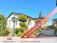 Pellingen: Freistehendes Einfamilienhaus mit Garten, Terrasse & Garage in ruhiger Lage - Pellingen