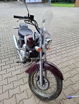Honda Shadow VT125C2 - Wurmannsquick