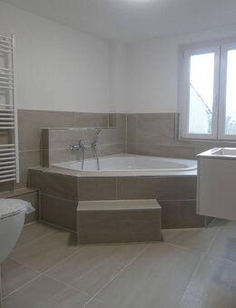 Großzügige Maisonette-Wohnung mit 3,5 Zimmern und 2 Bädern - Tübingen