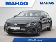 VW Arteon, 2.0 TSI Shooting Brake R-Line, Jahr 2021 - München