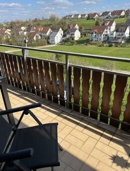 Sonnige 3 Zimmer OG-Wohnung, ruhige Lage, Südbalkon, 2 PkW-Stpl. - Weil (Schönbuch)