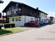 "Solide 3-Zimmer-Eigentumswohnung mit Balkon, Garage in Oberstaufen" - Oberstaufen