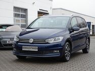 VW Touran, 2.0 TDI United Family, Jahr 2020 - Meißen