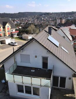 Einfamilienhaus mit Anliegerwohnung in ruhiger Lage in Niedereschach - Niedereschach