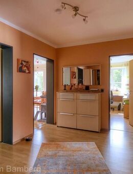 Lage trifft Raumgefühl - gut geschnittene 3- Zimmer-Wohnung mit Balkon inkl. Stellplatz in Bischberg - Bischberg