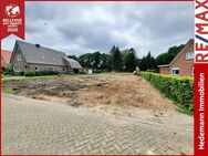 Einmalige Gelegenheit! * Baugrundstück in Traumlage * nur 2400m bis in die Stadtmitte * gute Infrastruktur * traumhafte Gartenanlage * fast 2.000qm * - Aurich