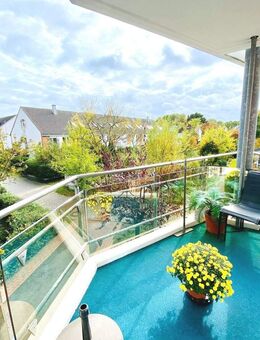 Sonnige, gepflegte 2-Zimmer-Eigentumswohnung mit Balkon, PKW Stellplatz in verkehrsberuhigter Lage von Bremen-Findorff. - Bremen