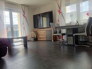 Gemütliche 3.Zimmerwohnung/Renoviert/Provisionsfrei/Garage/Küche/Sonniger Balkon - Titisee-Neustadt