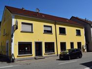 Vollvermietetes Wohn- und Geschäftshaus mit solider Rendite und Marktwertvorteil - Losheim (See)